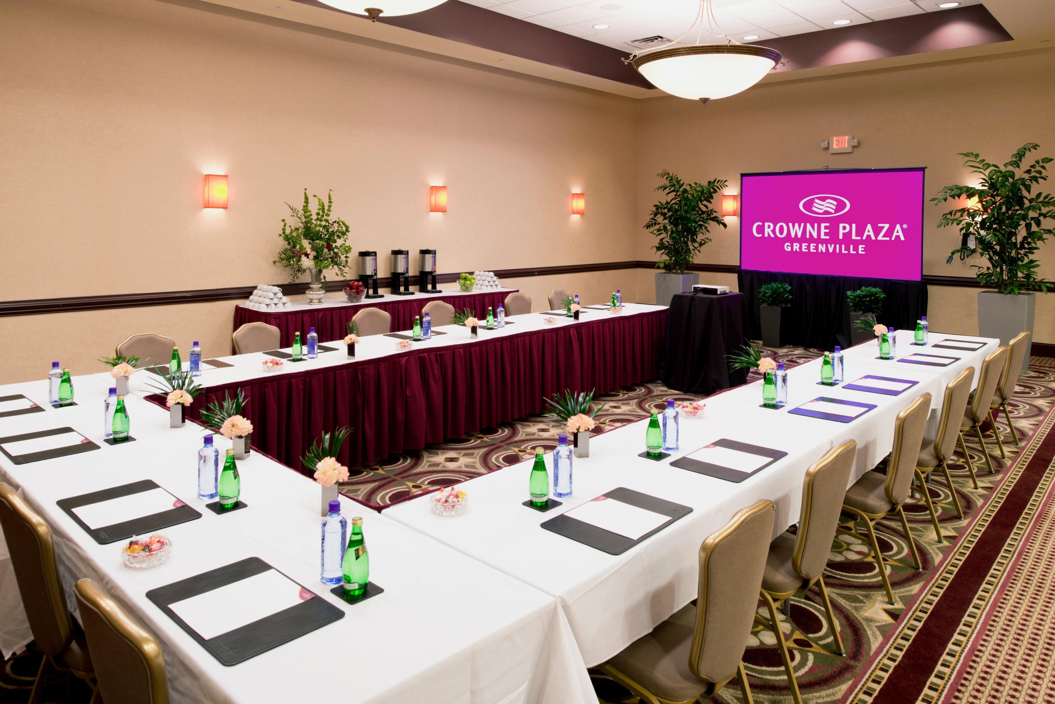 Crowne Plaza Greenville By Ihg Buitenkant foto