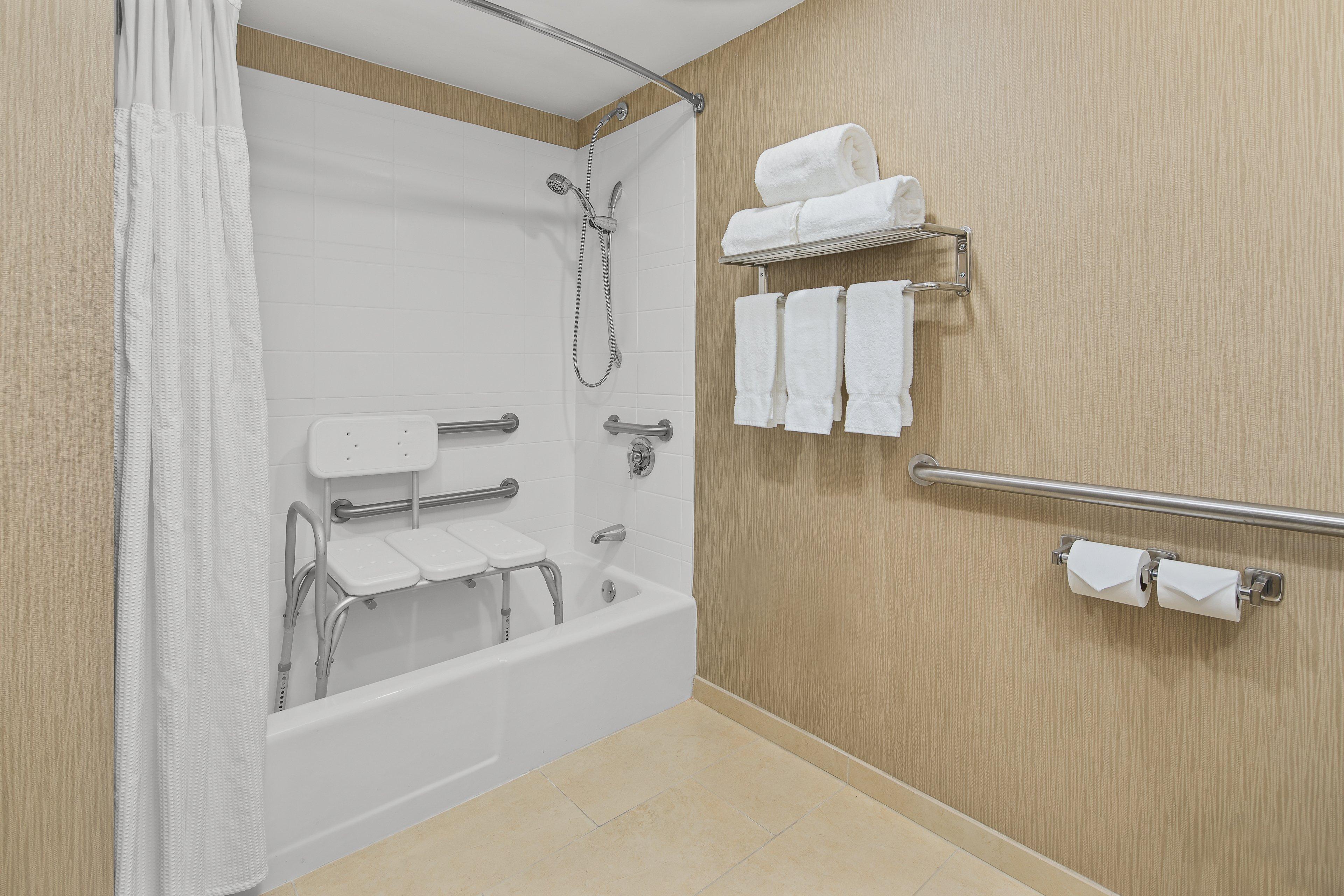 Crowne Plaza Greenville By Ihg Buitenkant foto